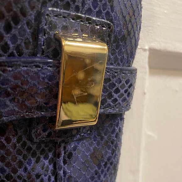 Michael Kors Crossbody Purse - Picture 4 of 6